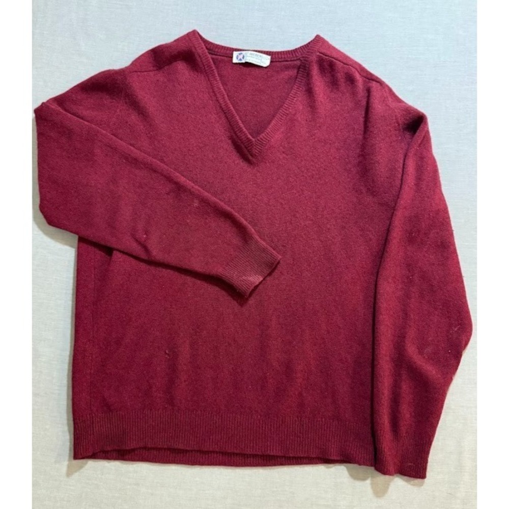 ST Andrew Cashmere Sweater Mens Medium Red Pullover Long Sleeve.